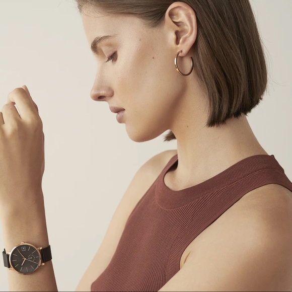 Big Gold Hoop Earrings - Picture 4 of 4